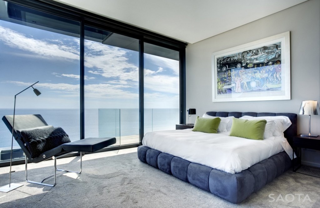 Bedroom-Panoramic-Glass-Wall-Ideas-5