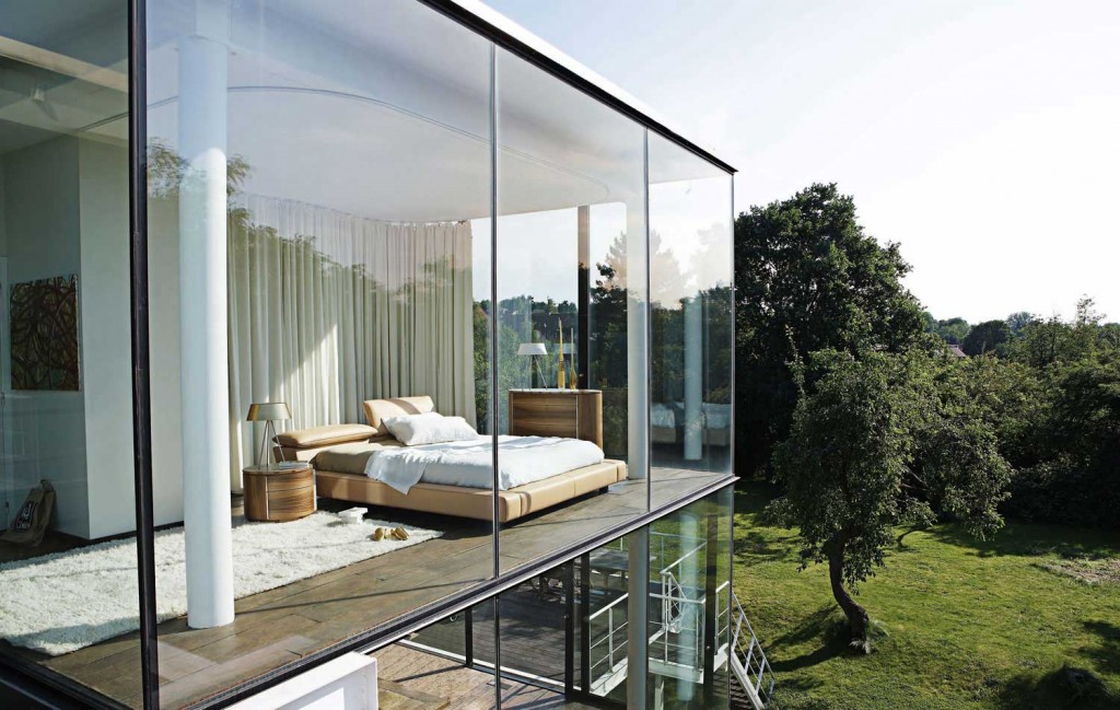 xBedroom-Panoramic-Glass-Wall-Ideas-1.jpg.pagespeed.ic.FYhLTkTfaF